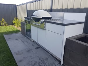 Weber Family Q3600 Matte White Corian Carbon Concrete Outdoor Kitchen